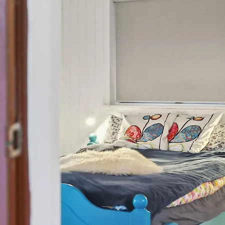 Cozy Little Annex With A Sea View *